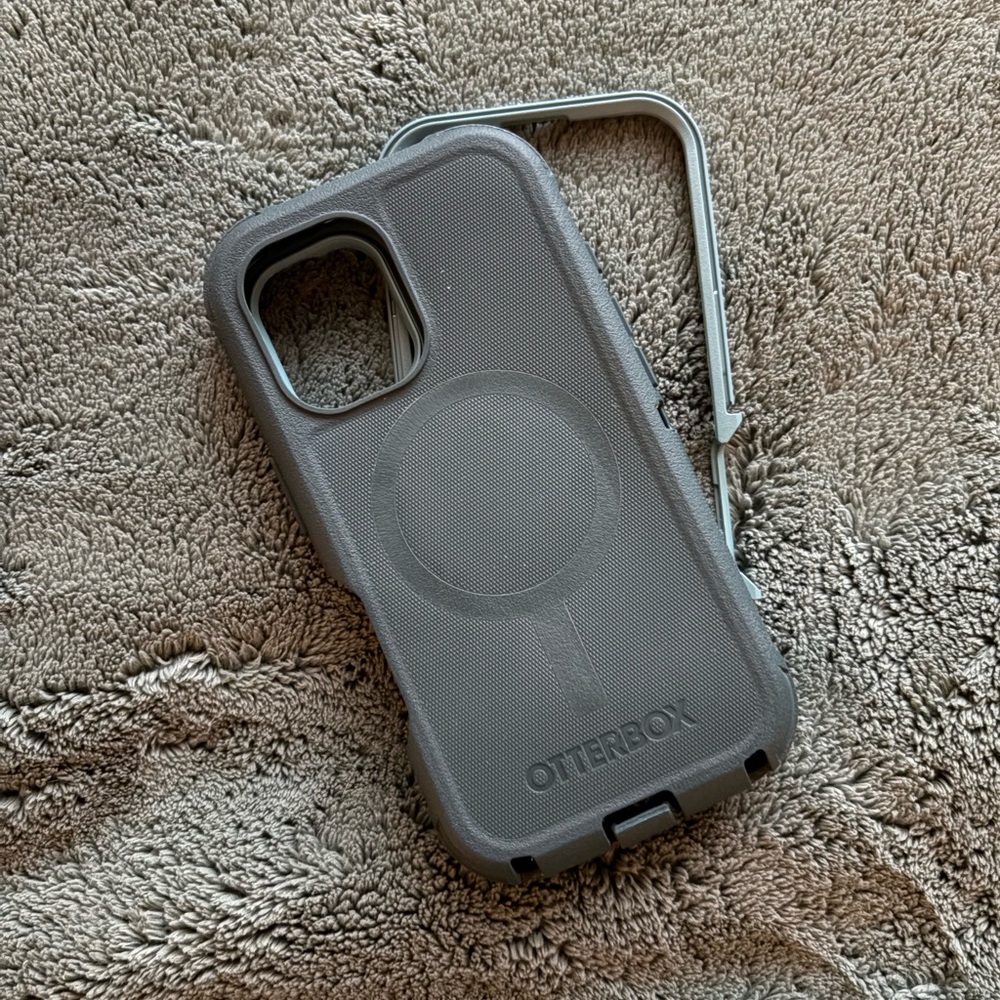OtterBox Teal iPhone 16 Phone Case